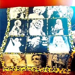 🔥NWT LARGE ONE OF A KIND DOLLY PARTON FLEECE LEOPARD LARGE BLANKET 5 ft